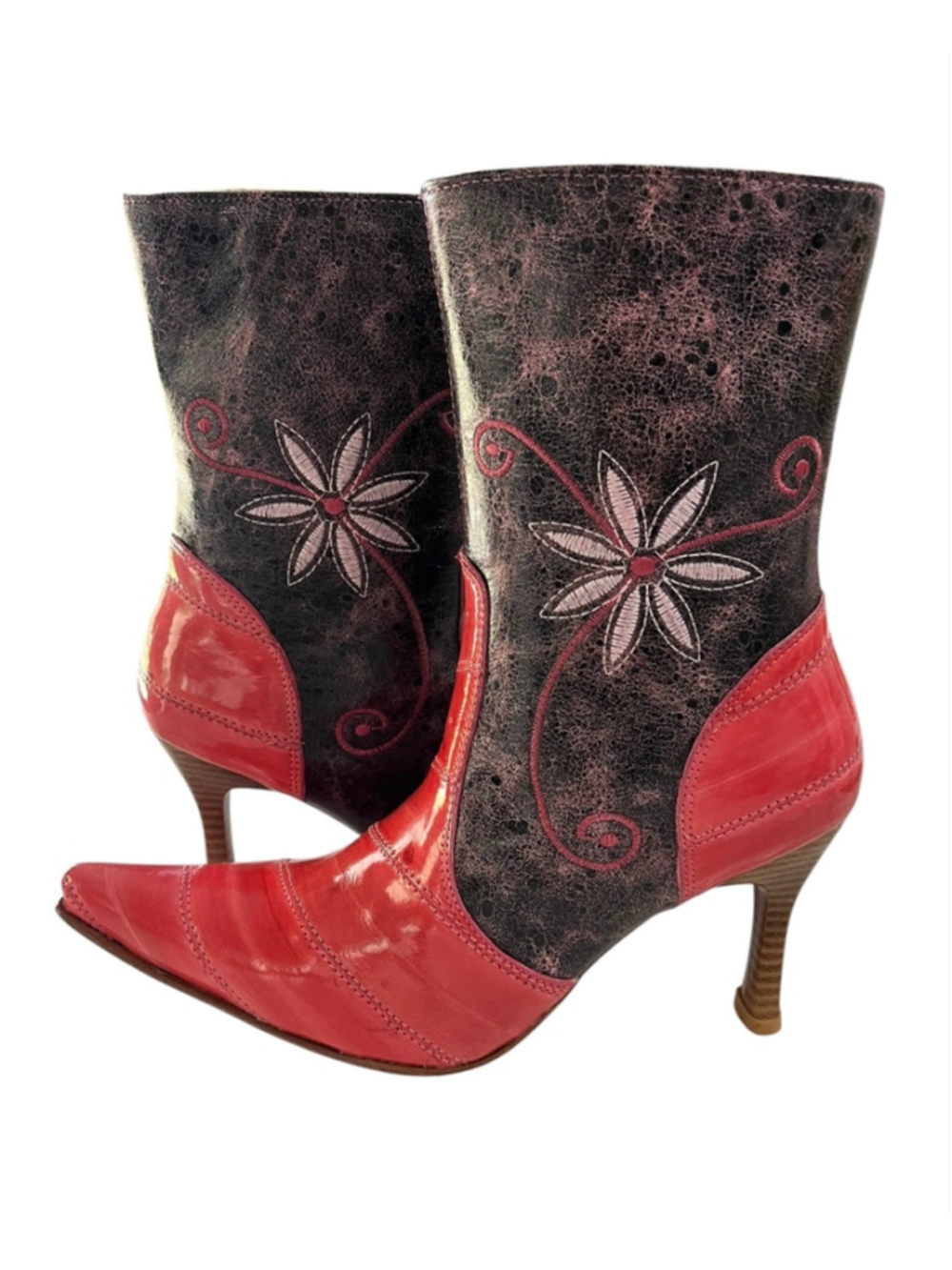 White Diamonds NWT VTG 90's Eel Skin Leather Floral Western Heels Boots Size 7